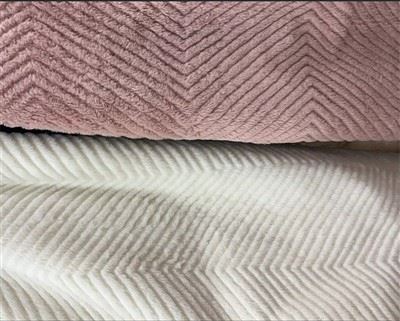 Qhov twg zoo dua, Velvet lossis Flannel?